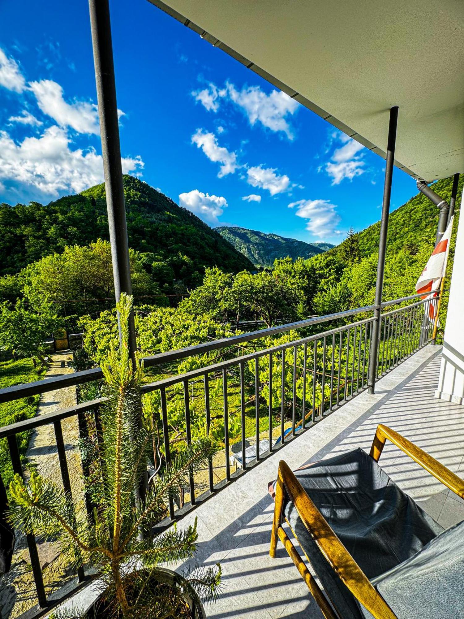 קאחתי Family Hotel Mountain Panorama מראה חיצוני תמונה